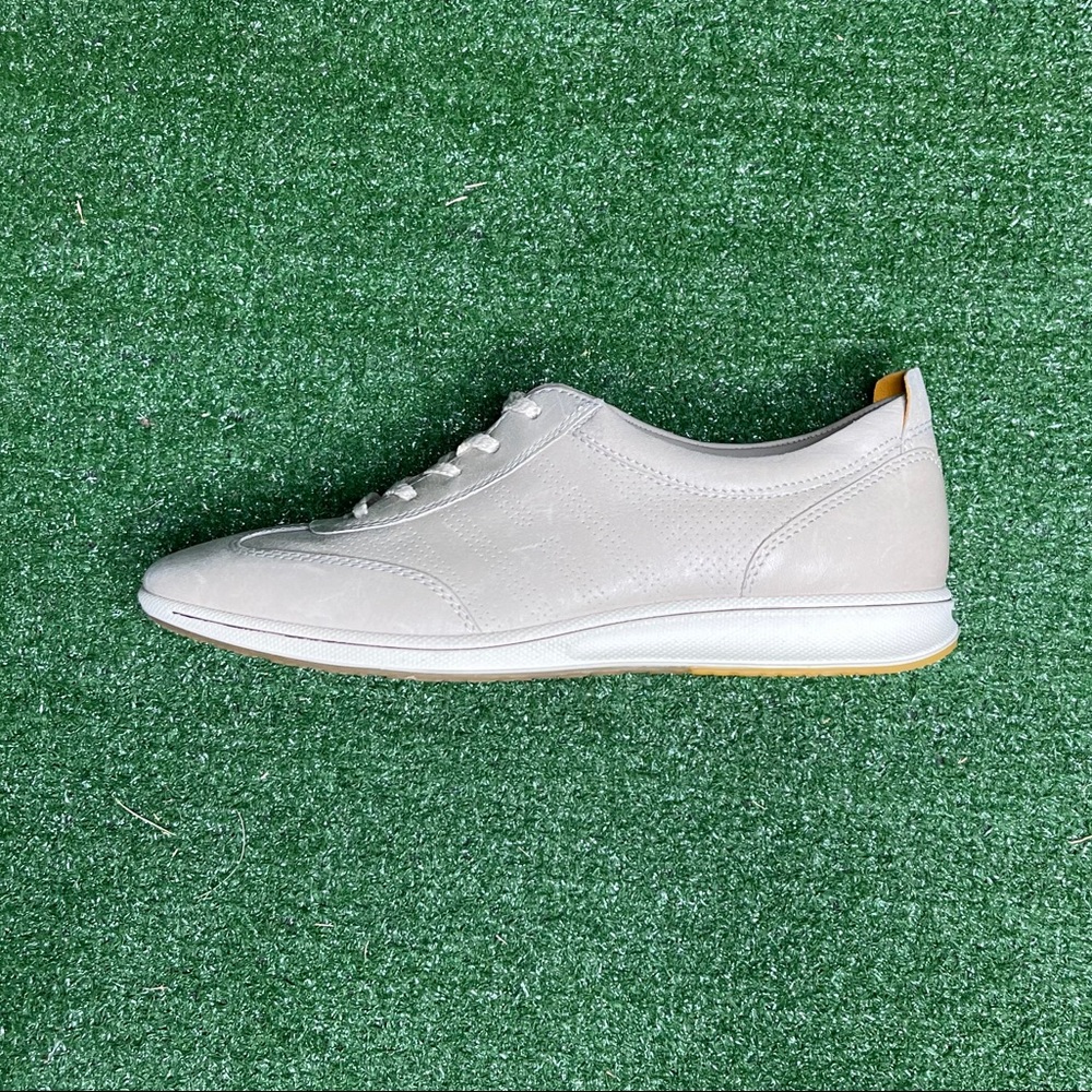 Ecco Simpil shoes in excellent/like new condition
